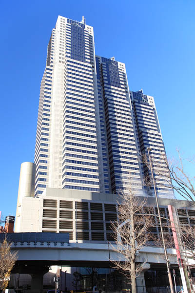 新宿パークタワー