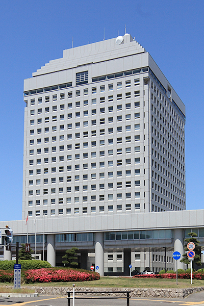  新潟県庁（行政庁舎）