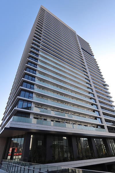 Brillia Tower 箕面船場 TOP OF THE HILL
