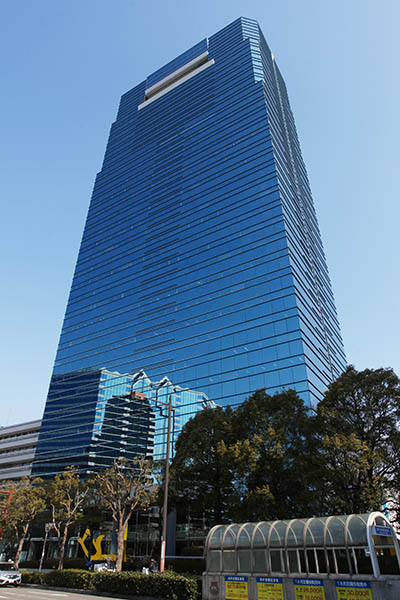 神戸クリスタルタワー
