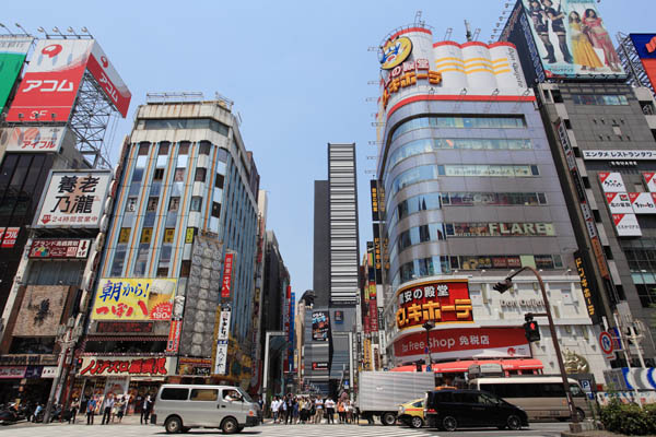 東京 竣工した 新宿東宝ビル ホテルグレイスリー新宿