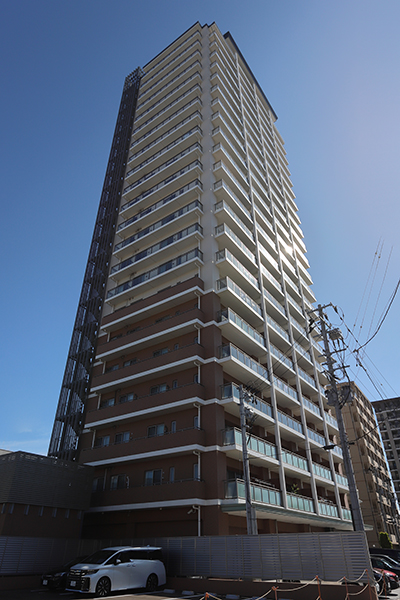 ル・サンク中の橋タワーレジデンス