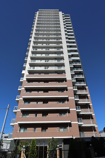 ル・サンク中の橋タワーレジデンス