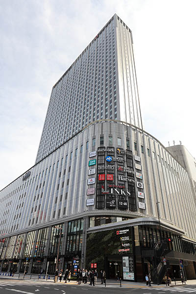 ヨドバシ梅田タワー（ホテル阪急レスパイア大阪）