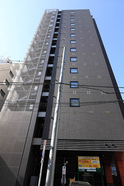 アパホテル〈東新宿 歌舞伎町タワー〉