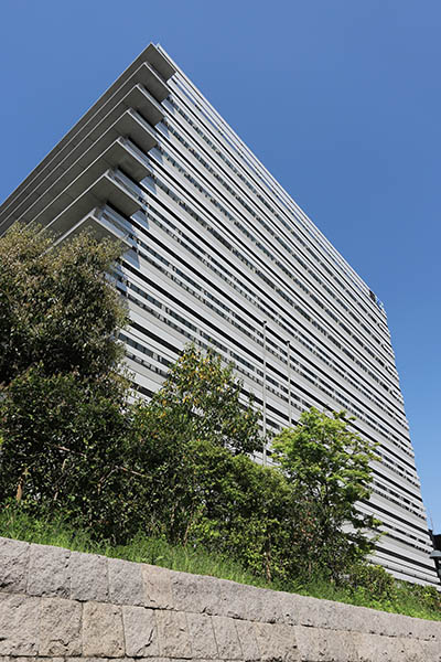 NTT西日本新本社ビル
