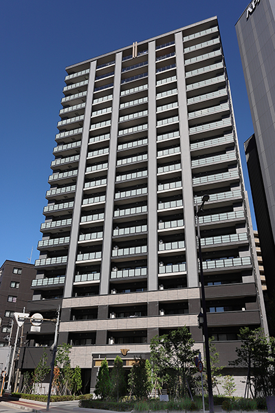 ザ・プレミア〈新潟駅 万代〉