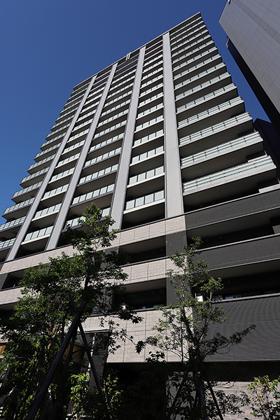 ザ・プレミア〈新潟駅 万代〉