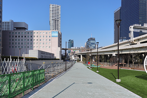 BLUE FRONT SHIBAURA（ブルーフロント芝浦）