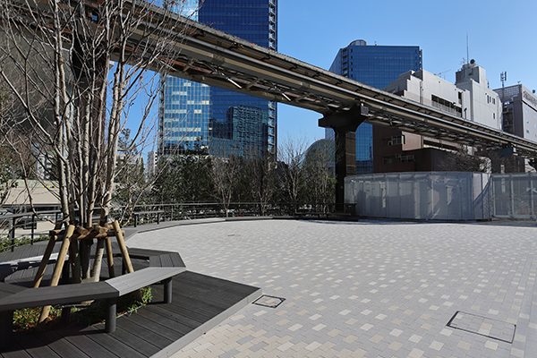 BLUE FRONT SHIBAURA（ブルーフロント芝浦）
