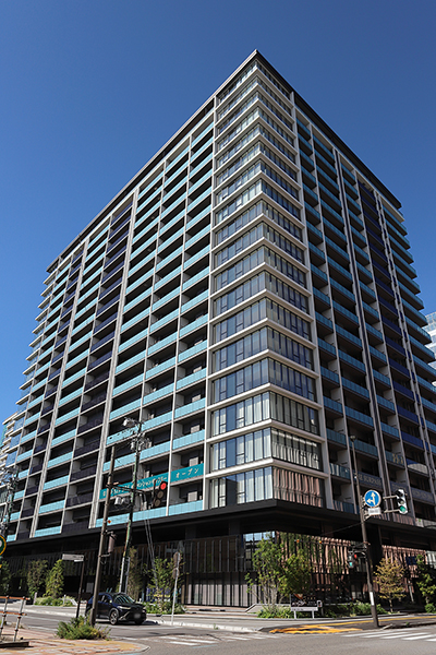 ザ・サーパスタワー新潟万代シティ