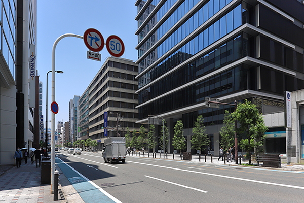PMO EX 本町