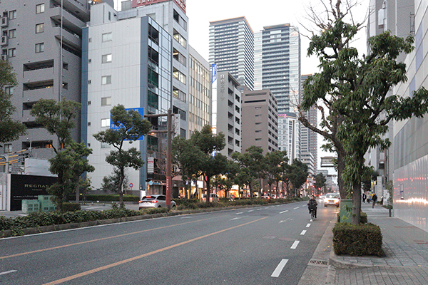 レグナスタワー新梅田