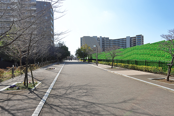 KDDI多摩センター第2ビル