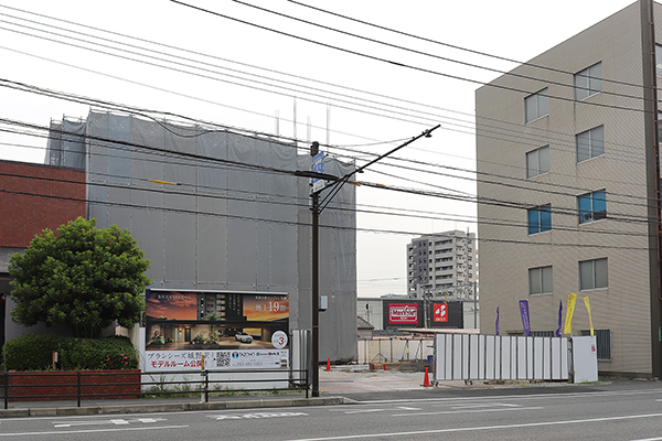 ブランシーズ城野駅