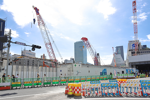 新宿駅西口地区開発計画