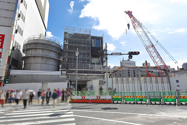 新宿駅西口地区開発計画